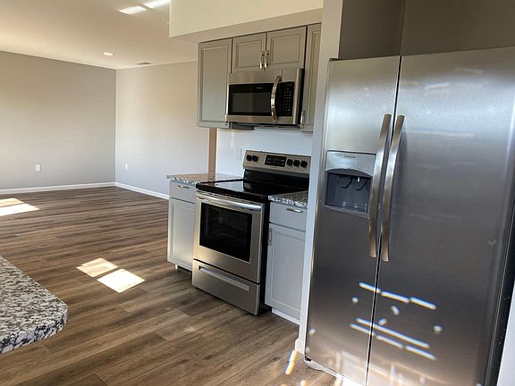 2nd image of 1518 Ken Mel Dr