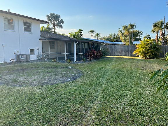2nd image of 1513 NE 24th St