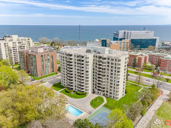 1201 N Shore Blvd E #1001, Burlington, ON L7S 1Z5