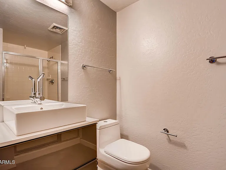 914 E Osborn Rd #210 — Photo 12