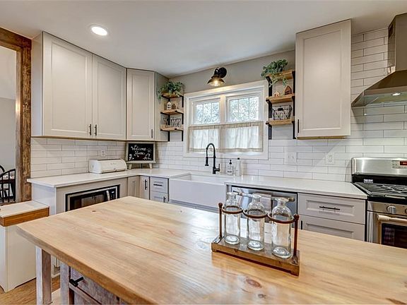 5th image of 4485 Windsor Oaks Cir