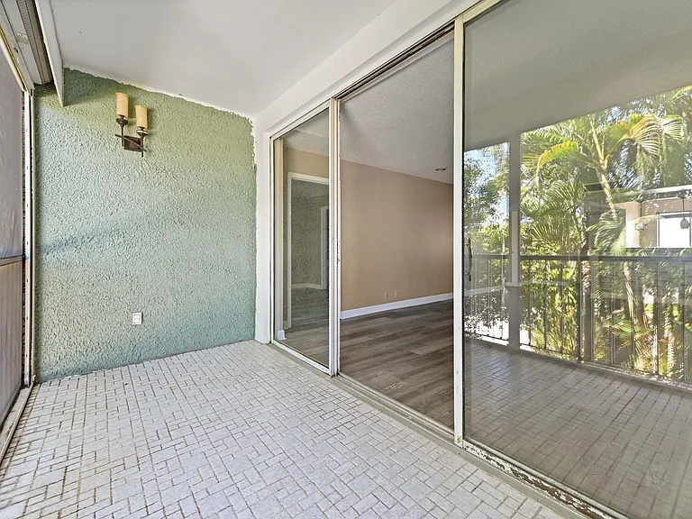 4080 Tivoli Ct #202 — Photo 10