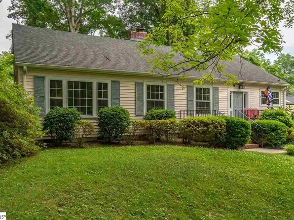 36 Fernwood Ln, Greenville, SC 29607