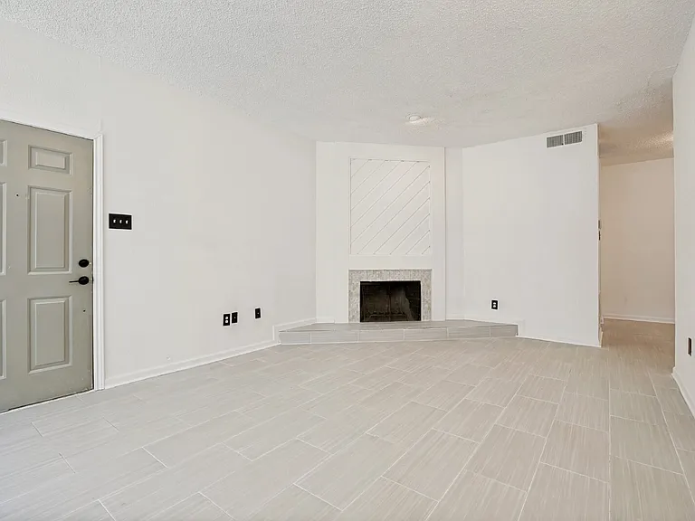 9254 Forest Ln #703 — Photo 8