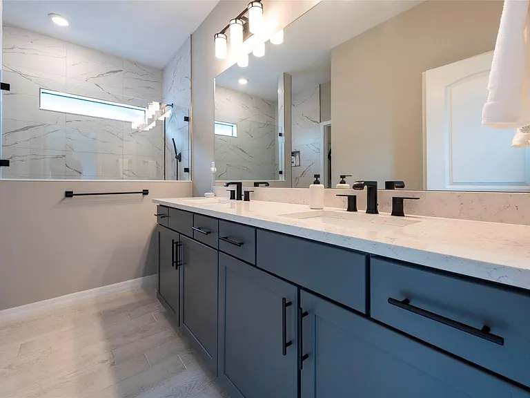 4412 Silverwood Ln S — Photo 15