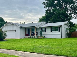 301 SE 8th Pl, Pryor, OK 74361