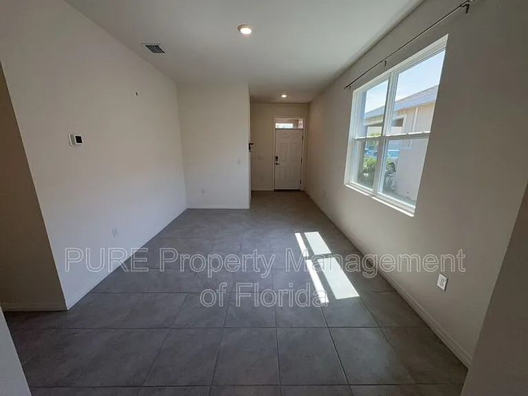 5416 NW 46th Lane Rd — Photo 6