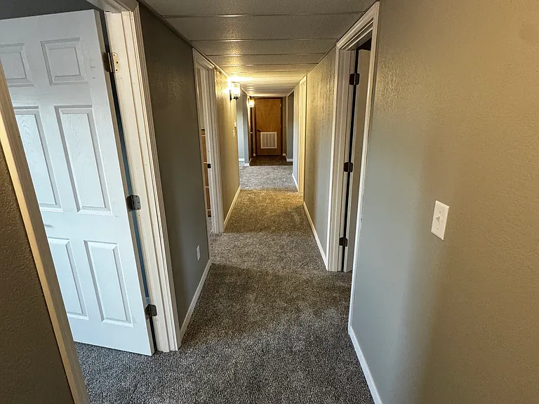 402 Butler Ave #C — Photo 26