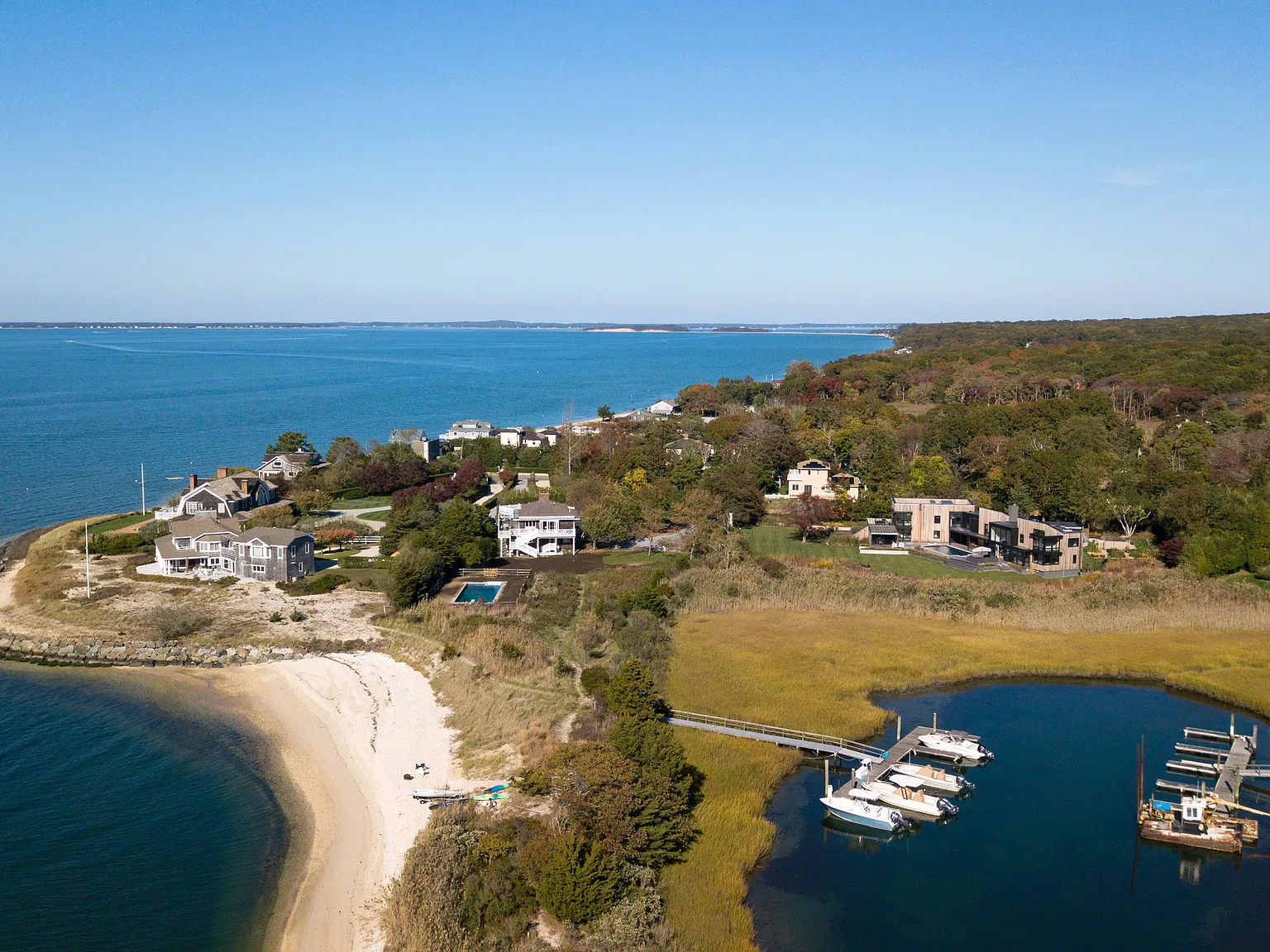2027 Spectacular Modern Waterfront Pool, Dock & Amazing Sunsets! — Photo 4
