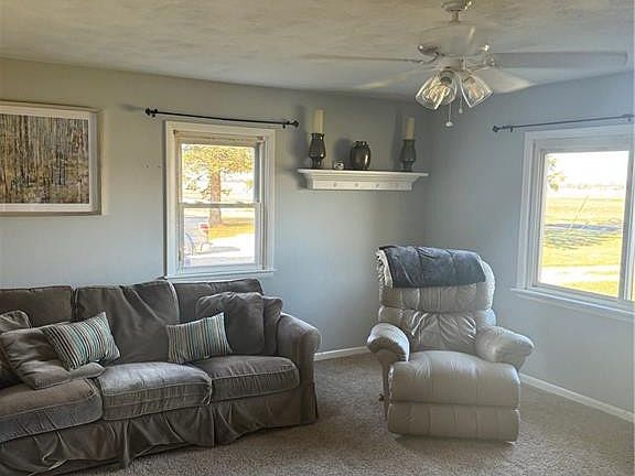 3rd image of 7605 County Road B