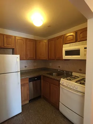 Rented by Citi Habitats | media 8