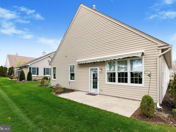 282 Westminster Ln, Souderton, PA 18964