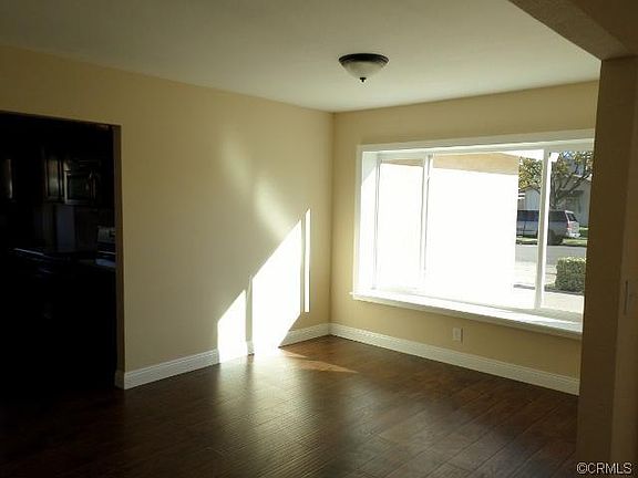 4th image of 2676 N Anchor Ave