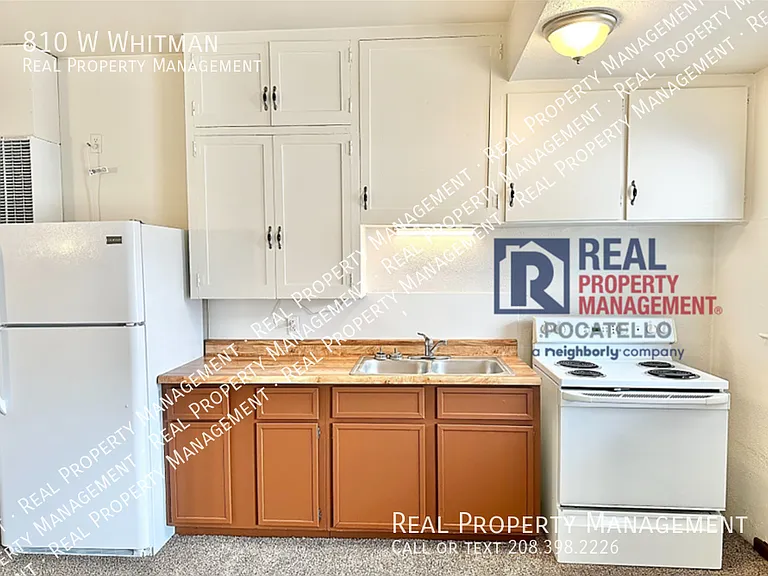810 W Whitman St — Photo 4