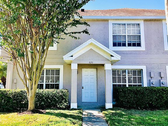 3rd image of 626 Kensington Lake Cir