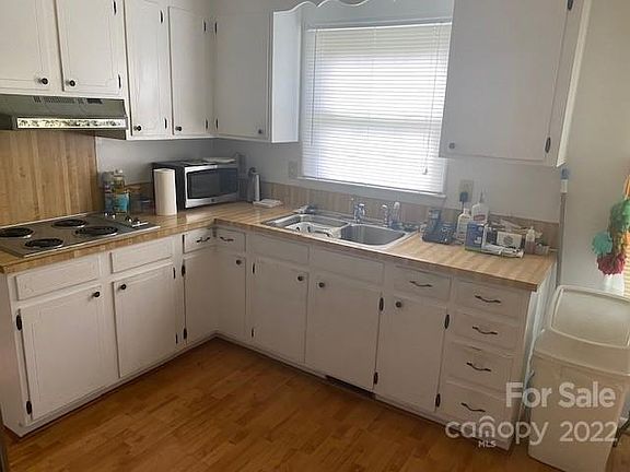 3rd image of 2412 Elizabeth Ave