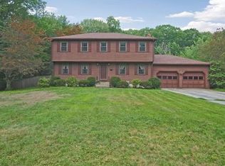 32 Bellingham Rd, Blackstone, MA 01504