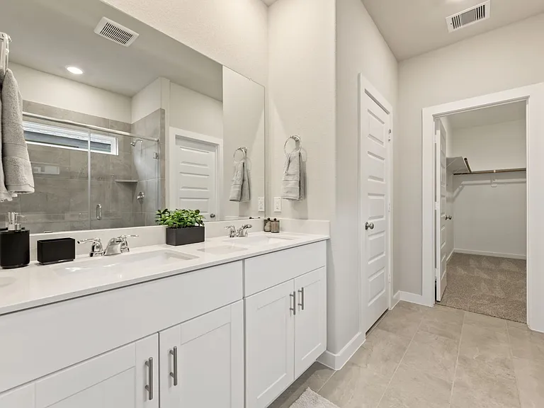 Dapple Bluff Ln — Photo 9