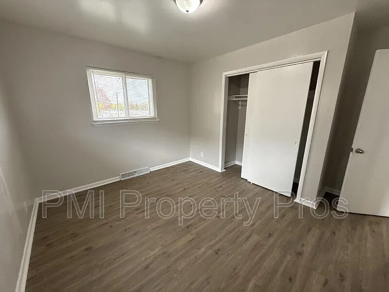 7701 W Hampton Ave #5 — Photo 14