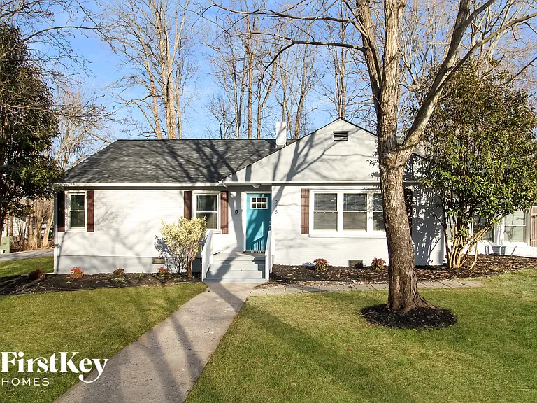 218 Friendway Rd — Photo 1
