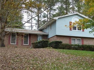 4524 Mountain Creek Dr NE, Roswell, GA 30075