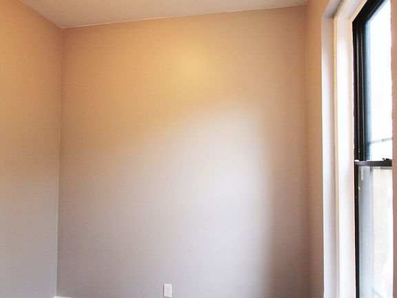 5th image of 2950 N Sheffield Ave APT 2N