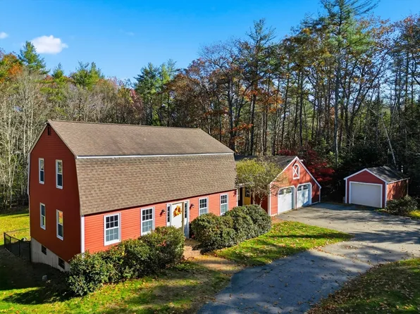 254 Ash Swamp Rd, Newmarket, NH 03857