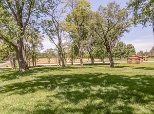 1415 Eisenhower Rd, Mascoutah, IL 62258