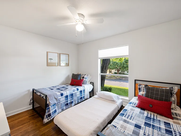 3728 Collinwood Ave — Photo 22
