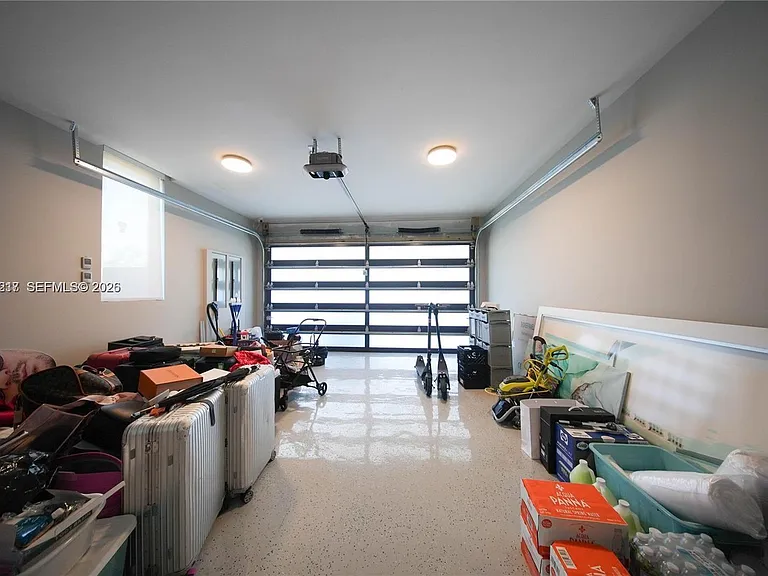 7520 W Treasure Dr — Photo 24