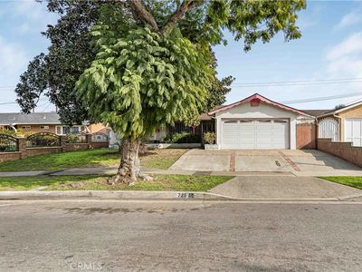 725 S Flintridge Dr, Santa Ana, CA, 92704