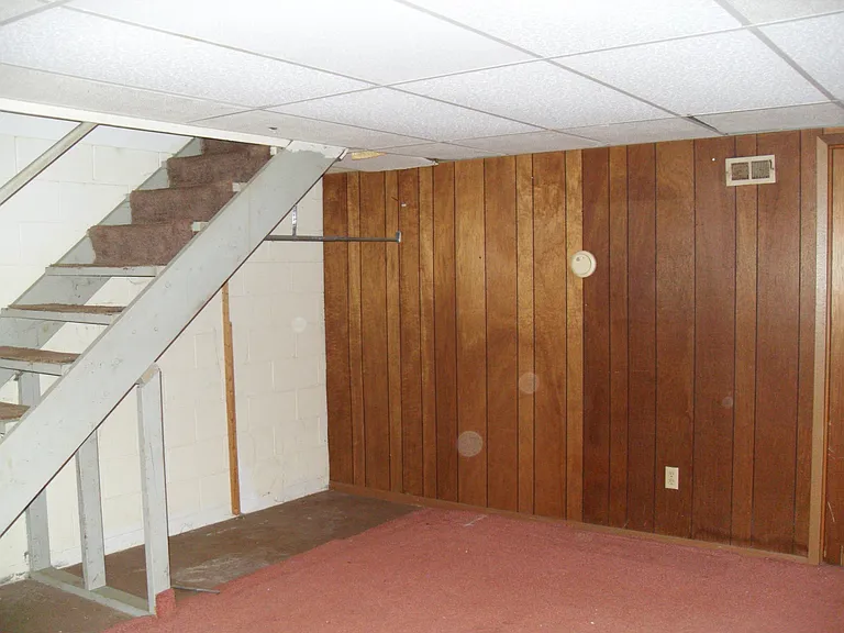 4855 Moreland Dr W — Photo 17