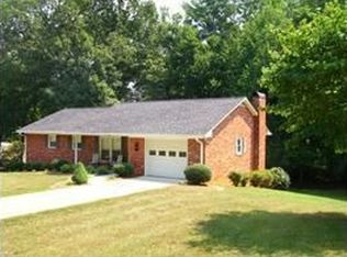 108 Calloway Ln, State Road, NC 28676