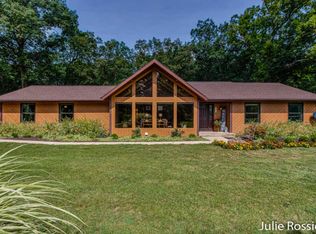 8383 Arapaho Trl SE, Alto, MI 49302