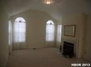 2211 Fox Run Cir, Findlay, OH 45840