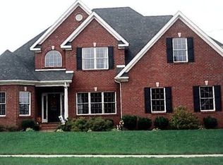 2451 Hillbrooke Pkwy, Owensboro, KY 42303