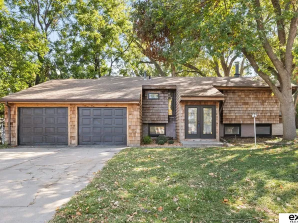 12203 William Cir, Omaha, NE 68144