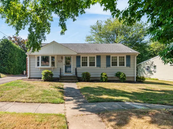 125 Douglas Street, Stratford, CT 06614