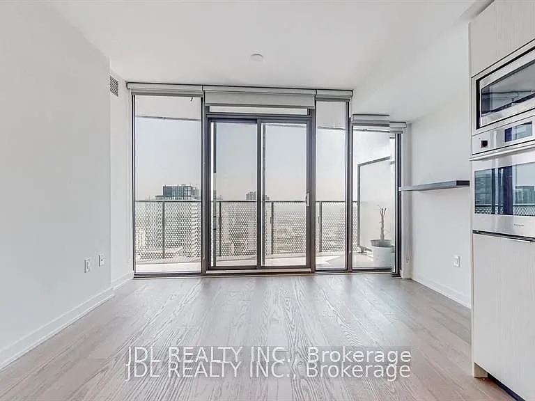 11 Wellesley St W #3401 — Photo 4