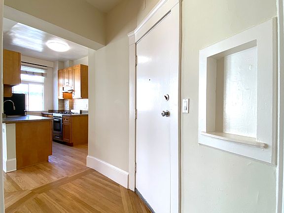 5th image of 887 Bush St APT 508