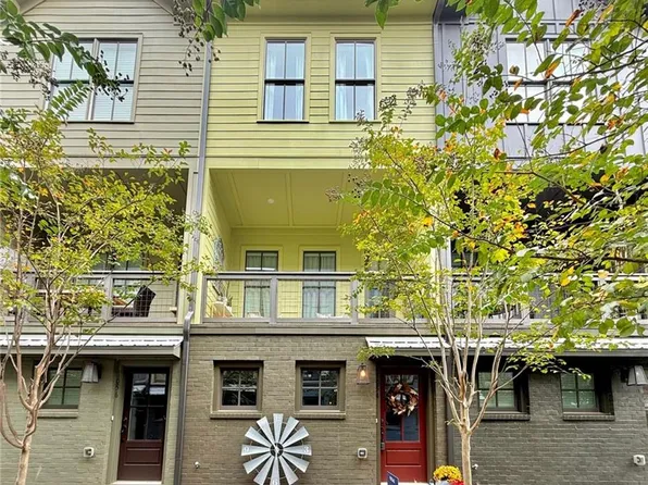 1054 Crest Cir SE, Atlanta, GA 30312