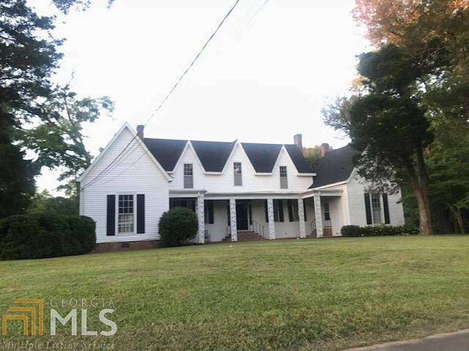 1104 N 18th St, AL 36863 Zillow