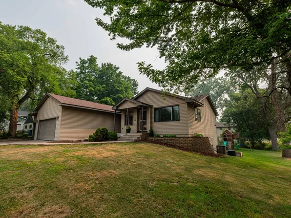 3488 Midland Ct, White Bear Lake, MN 55110
