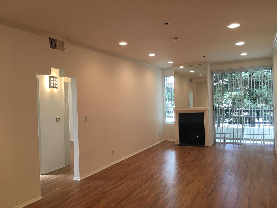 2 Bedroom 2 Bath