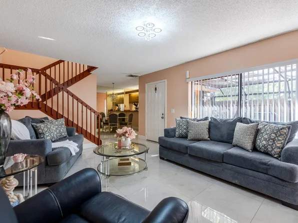 2205 22nd Lane, Greenacres, FL 33463