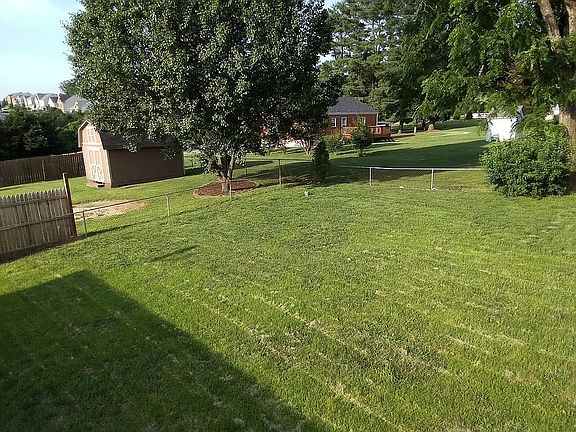 2nd image of 6261 Nell Cir