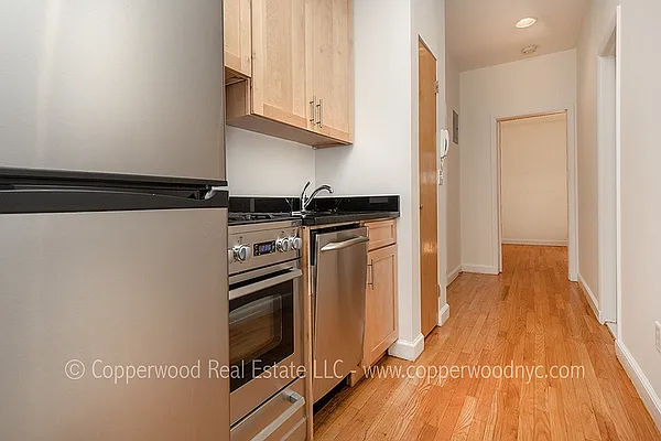Rented by Copperwood Real Estate | media 13