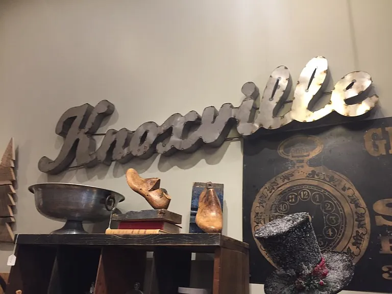 Knoxville decor