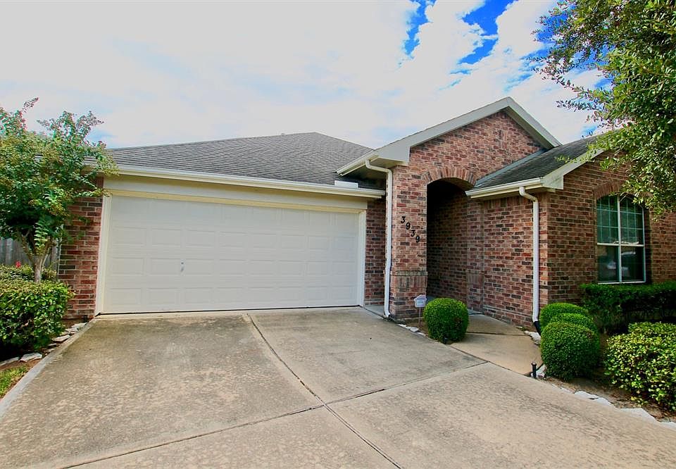 1st image of 3939 W Auden Cir