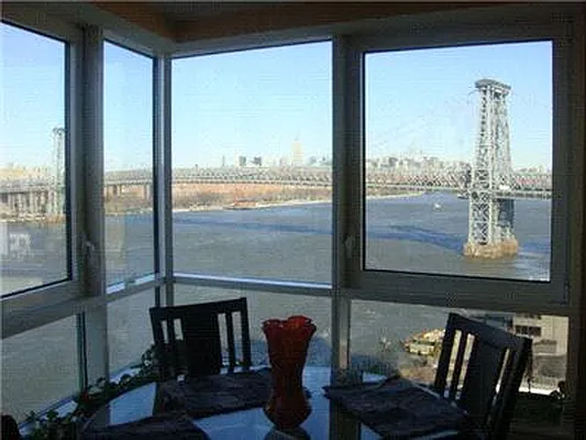 Sold by R New York | media 14